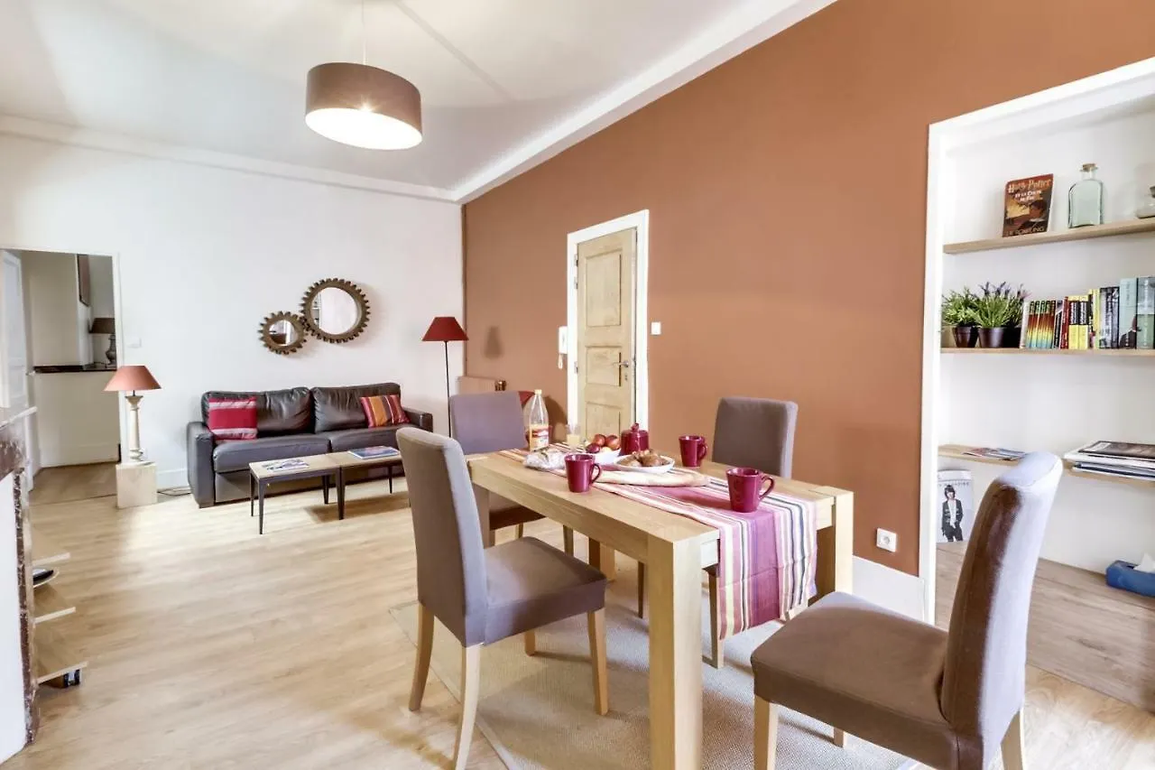 Апартаменты Appartements Casa Carlos Gardel Тулуза