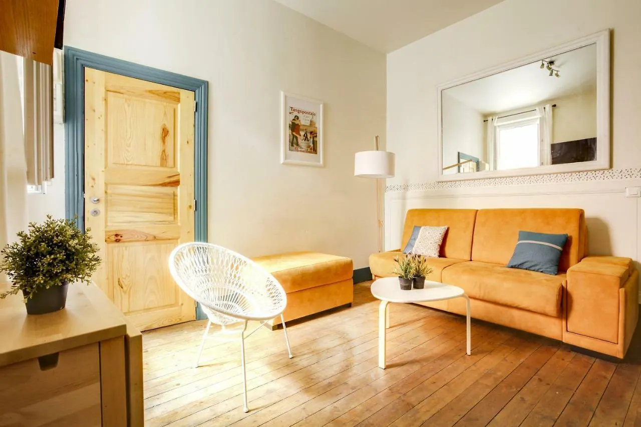 Appartements Casa Carlos Gardel Тулуза Франция