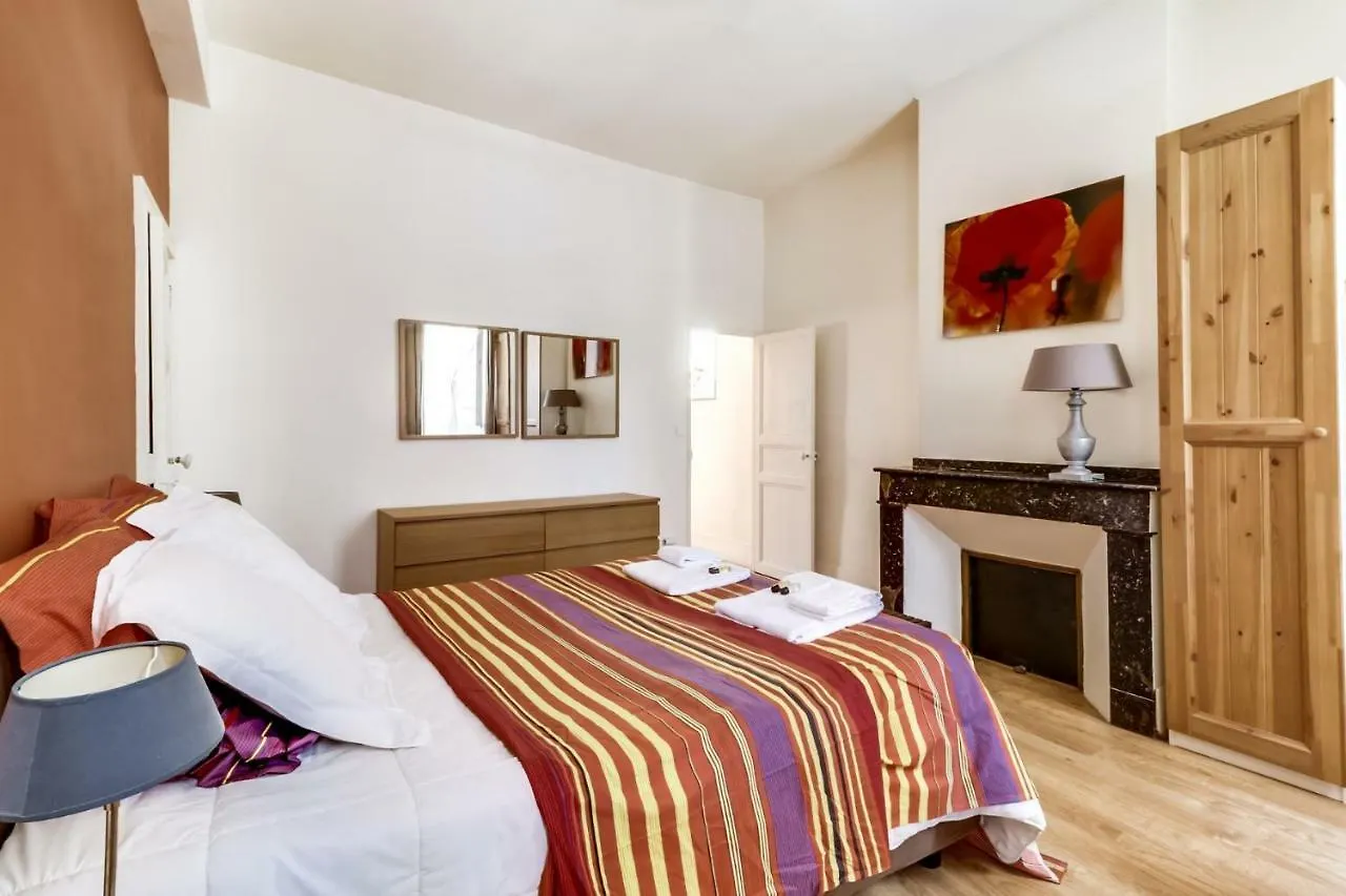 Appartements Casa Carlos Gardel Тулуза Франция