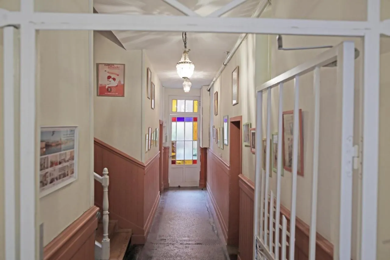 טולוז Appartements Casa Carlos Gardel צרפת