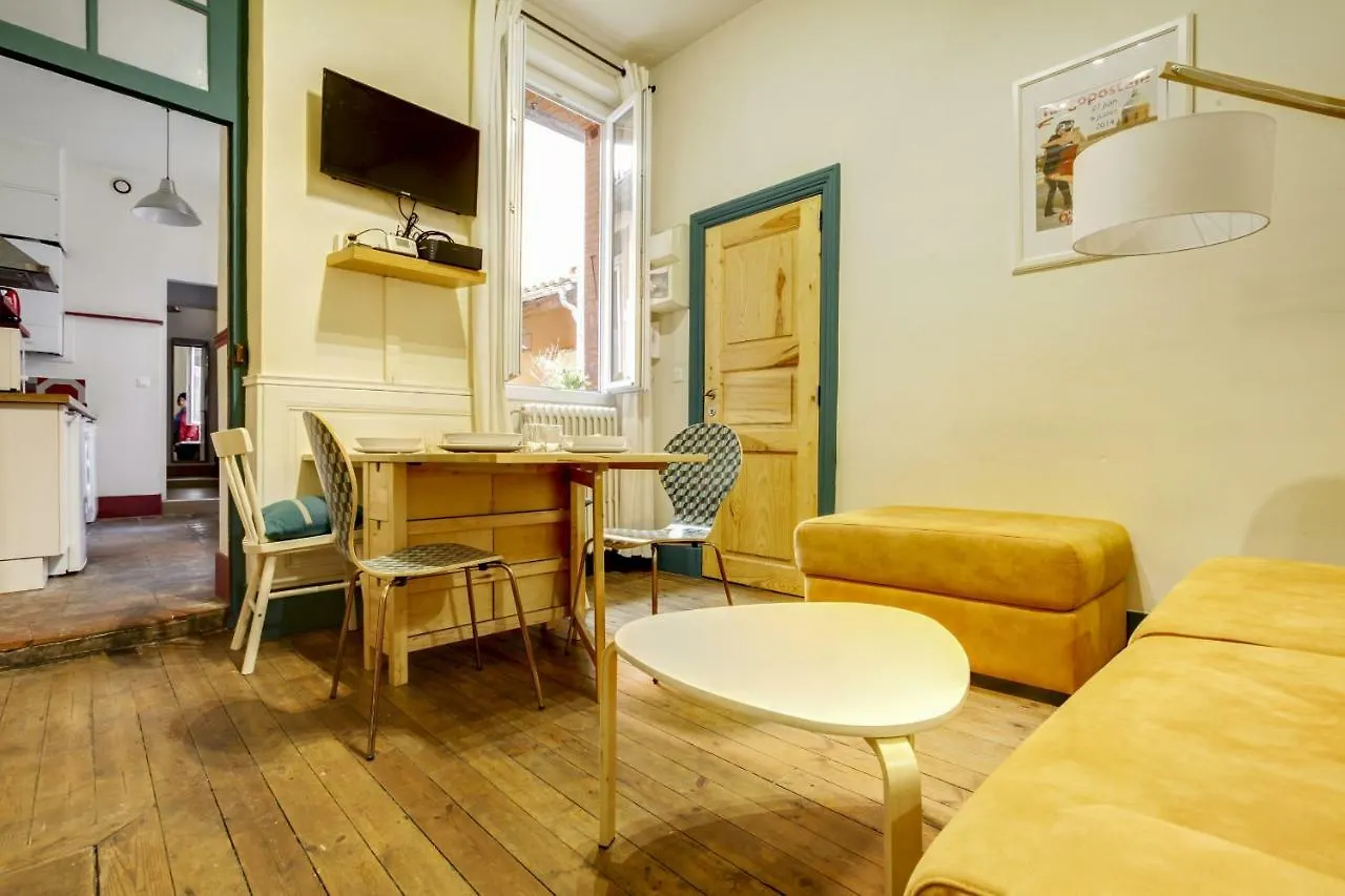 טולוז Appartements Casa Carlos Gardel צרפת